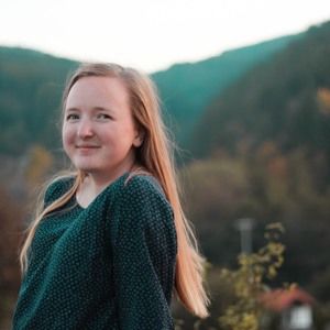 Meet your Posher, Alyssa